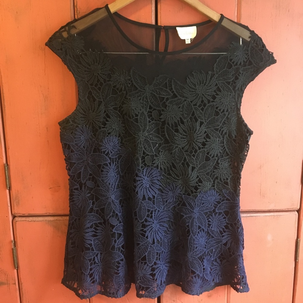 Black and Blue Floral Lace Anthro Top 🌹
